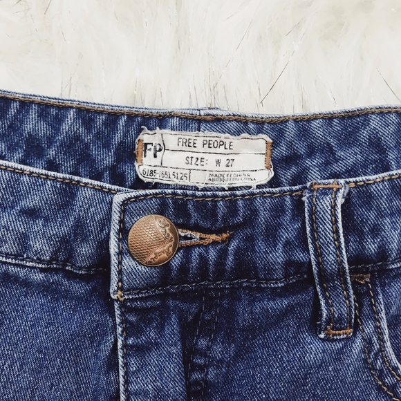 Free People Short Shorts - Picture 2 of 4